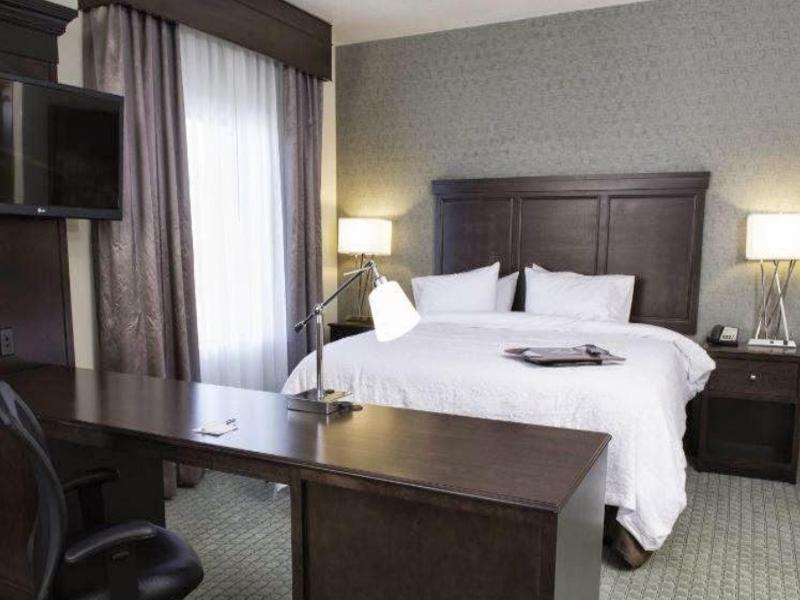 Hampton Inn & Suites Bismarck Northwest Exteriör bild