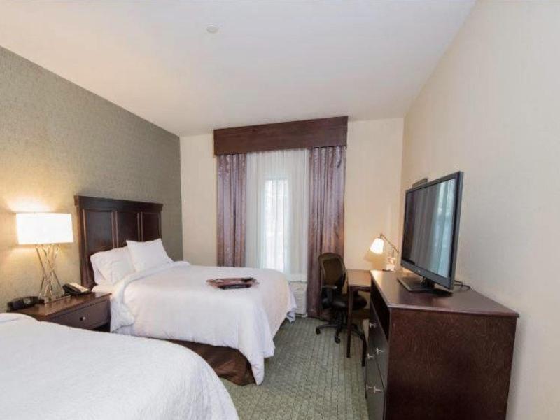 Hampton Inn & Suites Bismarck Northwest Exteriör bild